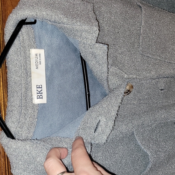 BKE Womens Medium shacket. Blue gray and extremely soft shacket💙!! - Picture 3 of 5